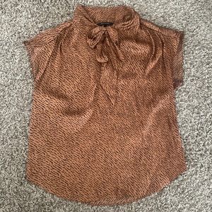 Silk banana republic blouse